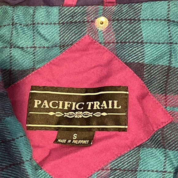 Vintage Pacific Trail Coat size small Purple Hooded Jacket Coat Lined Outerwear - Picture 2 of 5